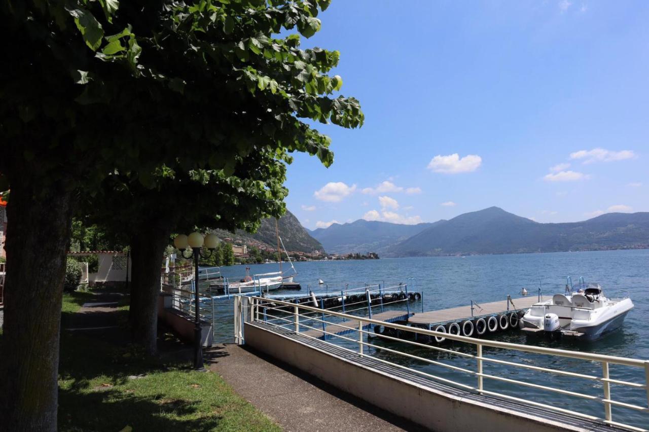 La Finestra "Sul Lago" Predore Luaran gambar