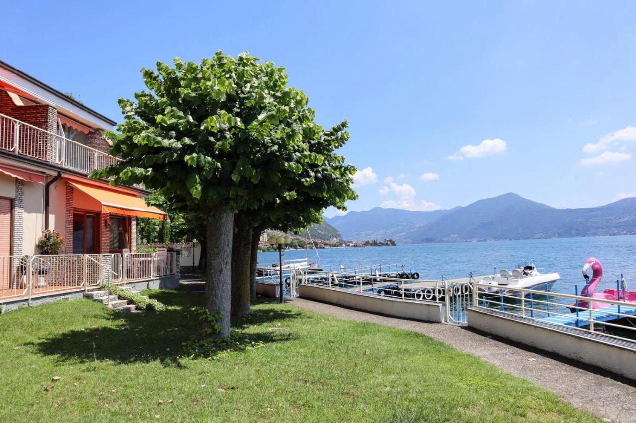 La Finestra "Sul Lago" Predore Luaran gambar