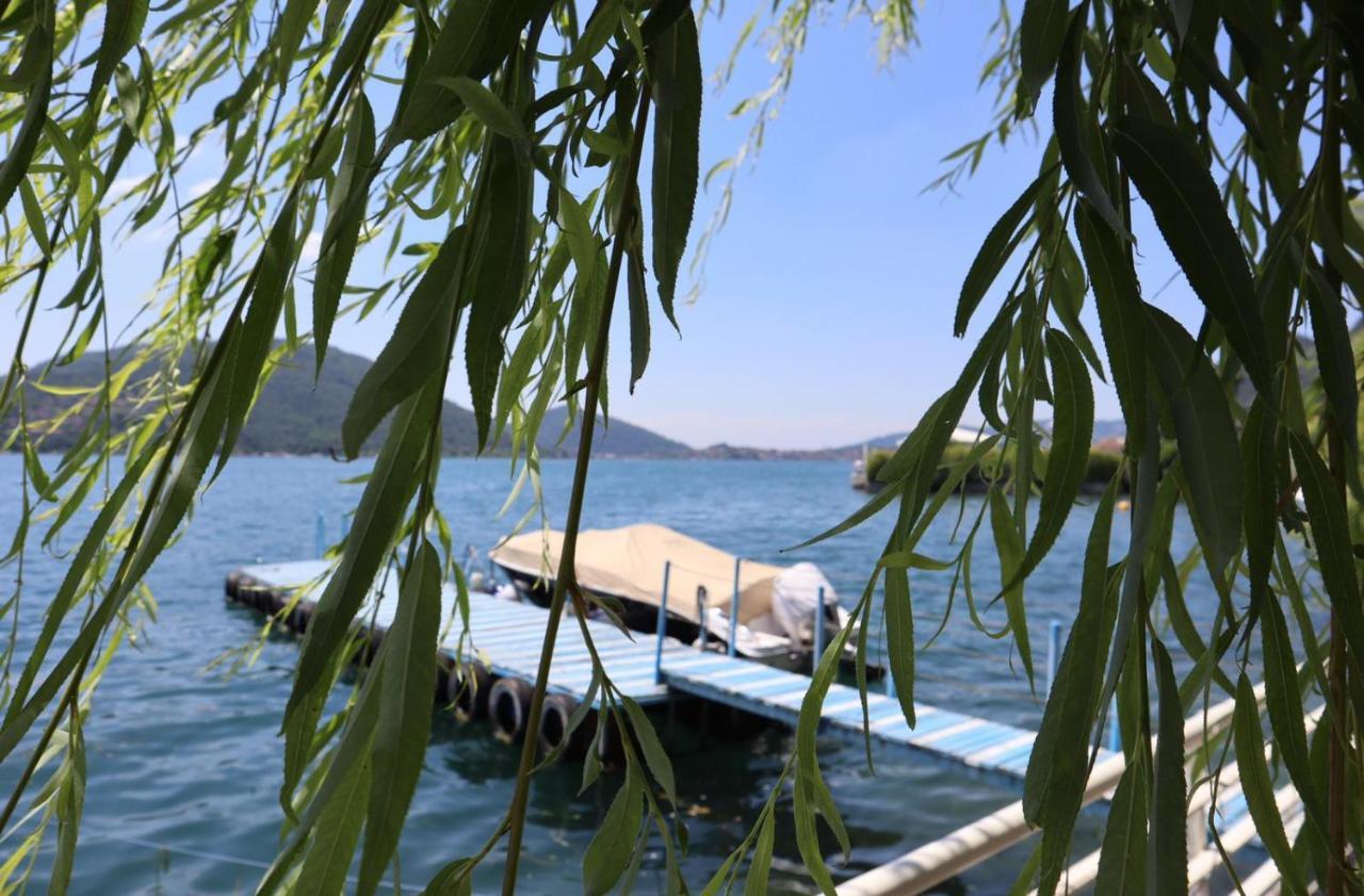 La Finestra "Sul Lago" Predore Luaran gambar