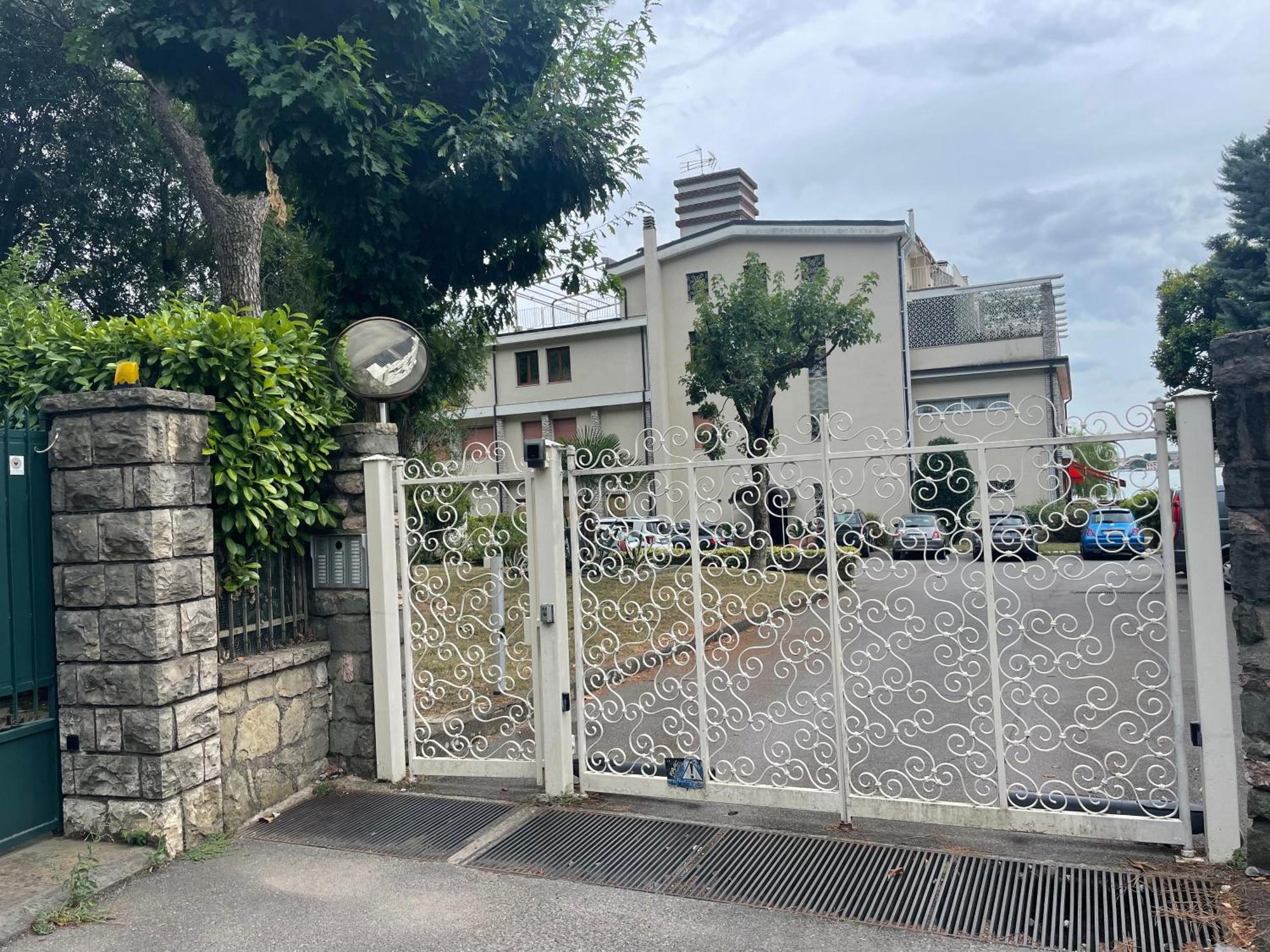 La Finestra "Sul Lago" Predore Luaran gambar